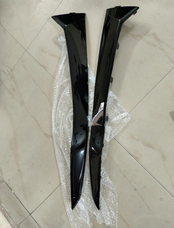 EV SCOOTER SIDE RAIL/TRIM